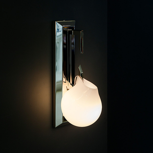 NEPENTHES SCONCE
