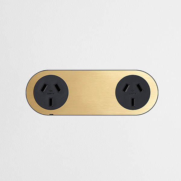 13 / CARBON - OUTLET