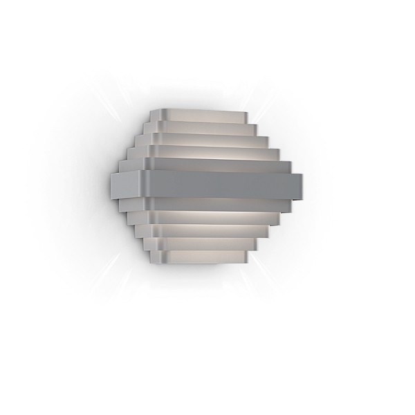 J.J.W. 01