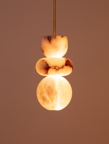ALABASTER TOTEM 3