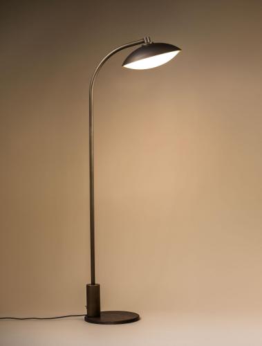 CREST FLOOR LAMP