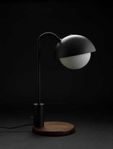DOME TABLE LAMP