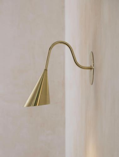 PINNACLE SCONCE