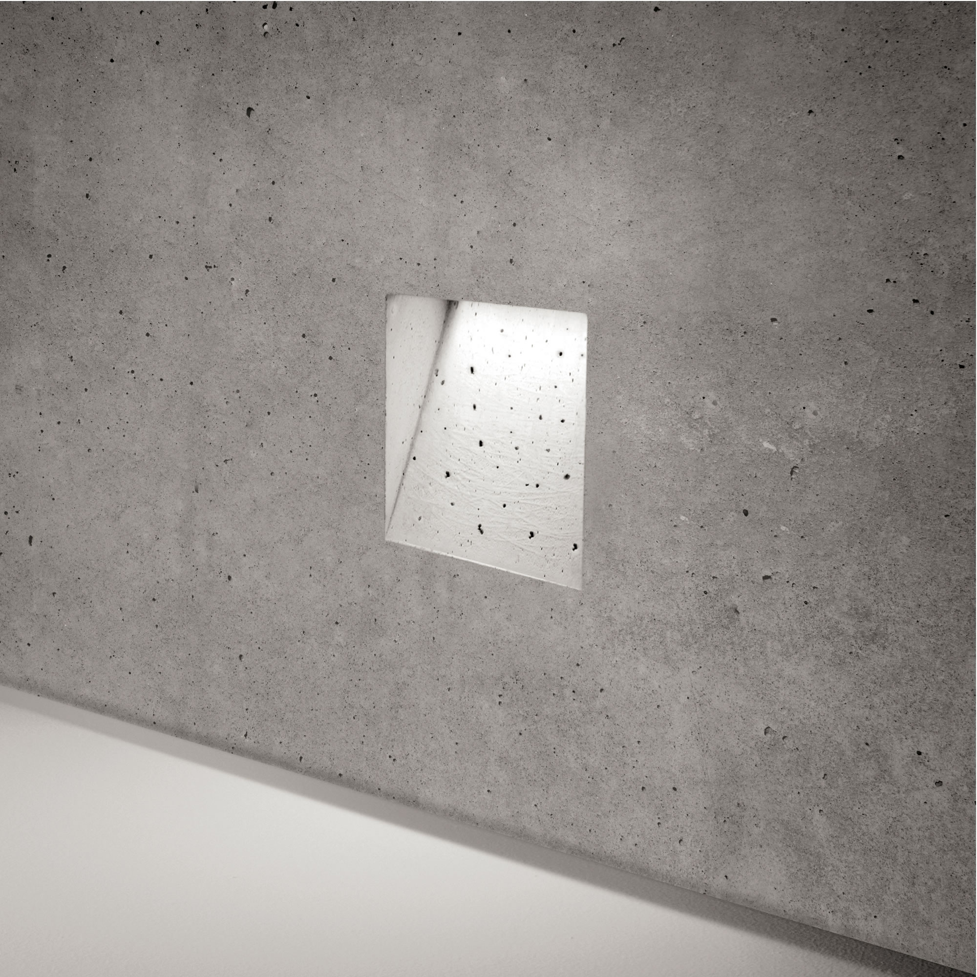 MINIGHOST SQUARE