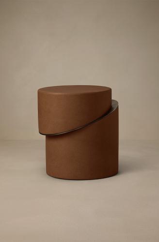 SLIP STOOL