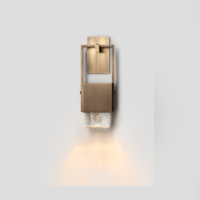 CUBO SWING WALL SCONCE