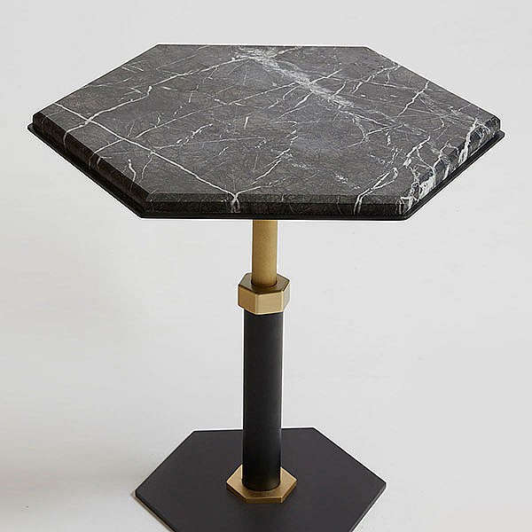 PEDESTAL TABLE